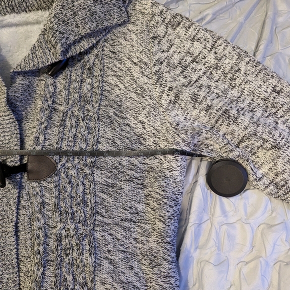 Gray Toggle Knit Jacket with Hood - Picture 6 of 7